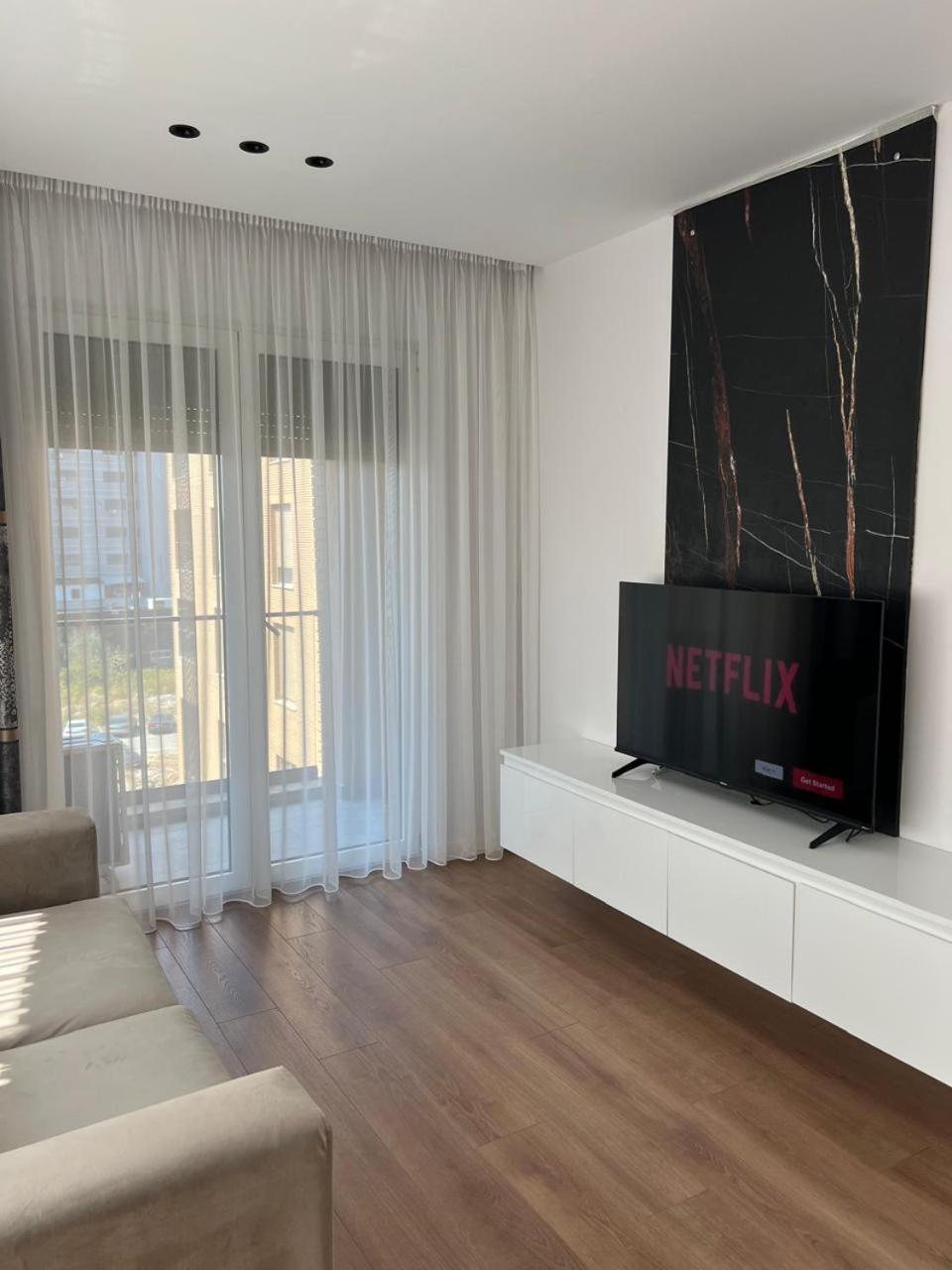 Escape Luxury 2 Apartment *
